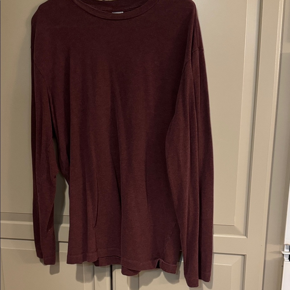 Old Navy Maroon Crew Neck Shirt